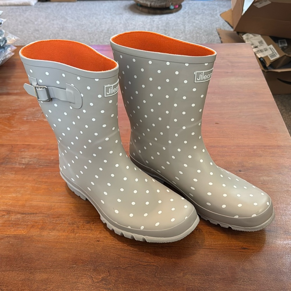 Jileon mid calf (half-height) Rain boots US size 12